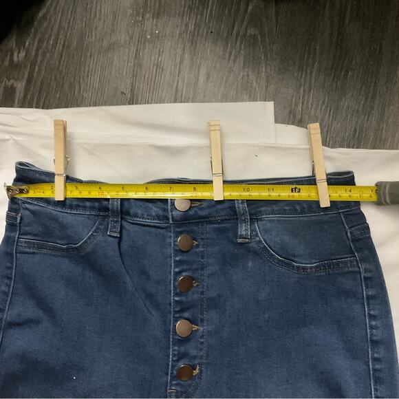 Fashion Nova Distressed Blue Wide Leg Bellbottoms 13 Juniors Classic Casual - Picture 5 of 10